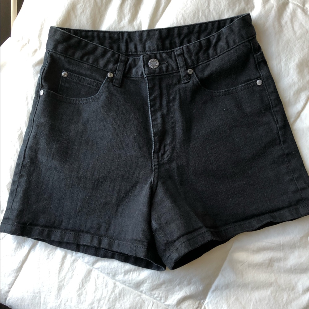 Women’s Dr Denim Black Jean Shorts